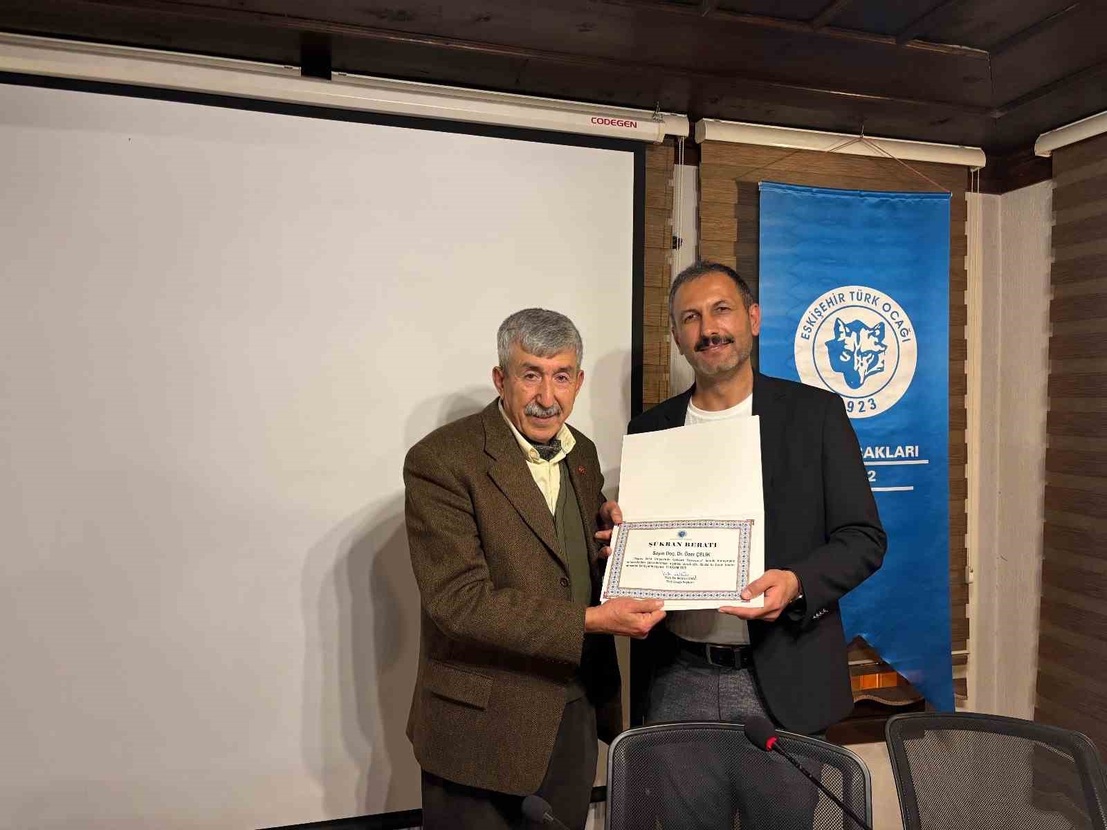 &lsquo;Yapay Zeka G&ouml;lgesinde Gelecek Tasavvuru&rsquo; hakkında konuşuldu
