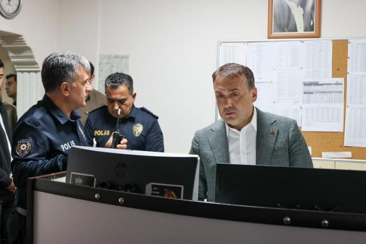 Bilecik Valisi Faik Oktay S&ouml;zer, emniyet &ccedil;alışmalarını yerinde inceledi
