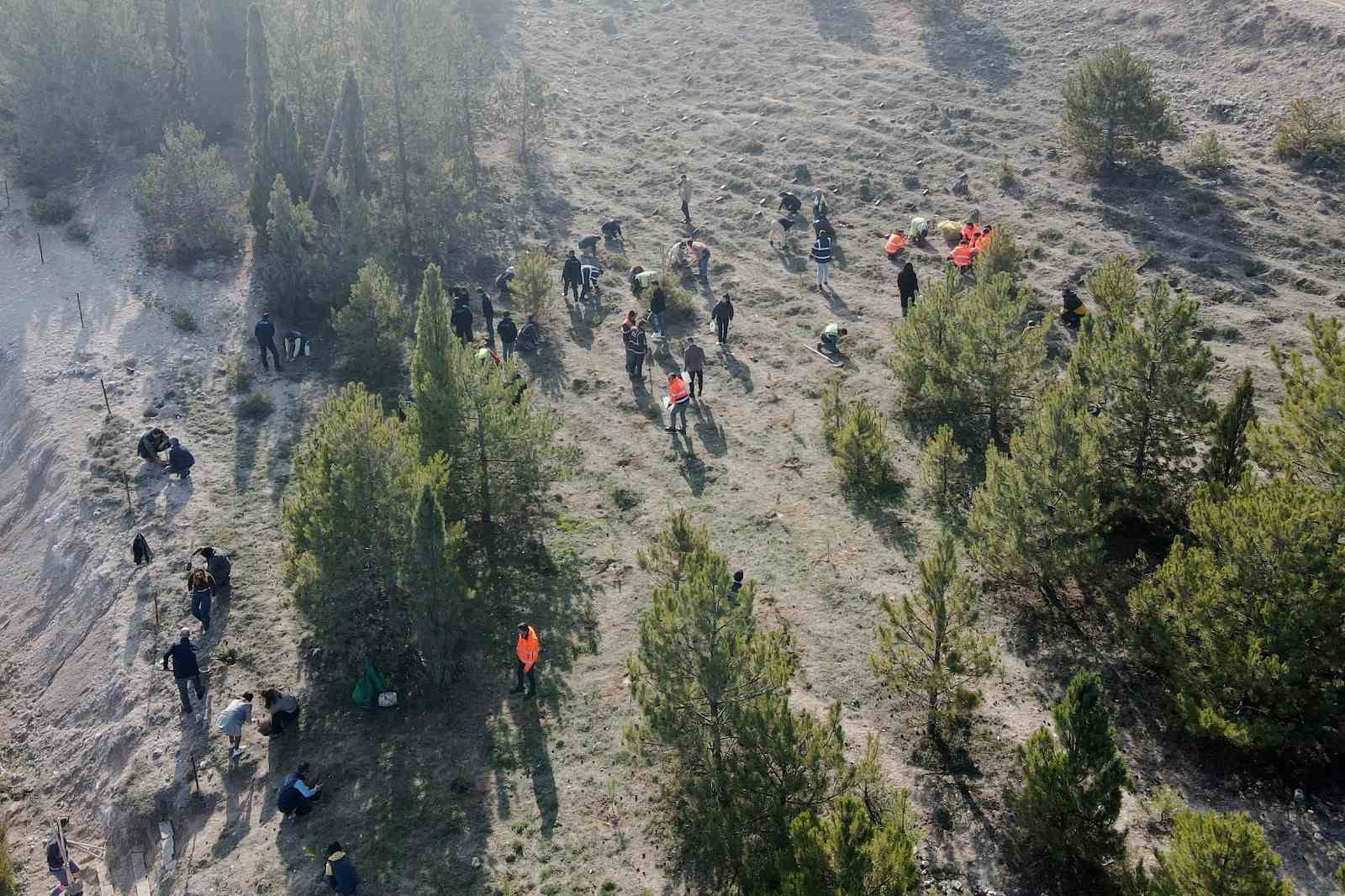 Kütahya OSB’nin geleneksel fidan dikim etkinliği yoğun katılımla gerçekleşti
