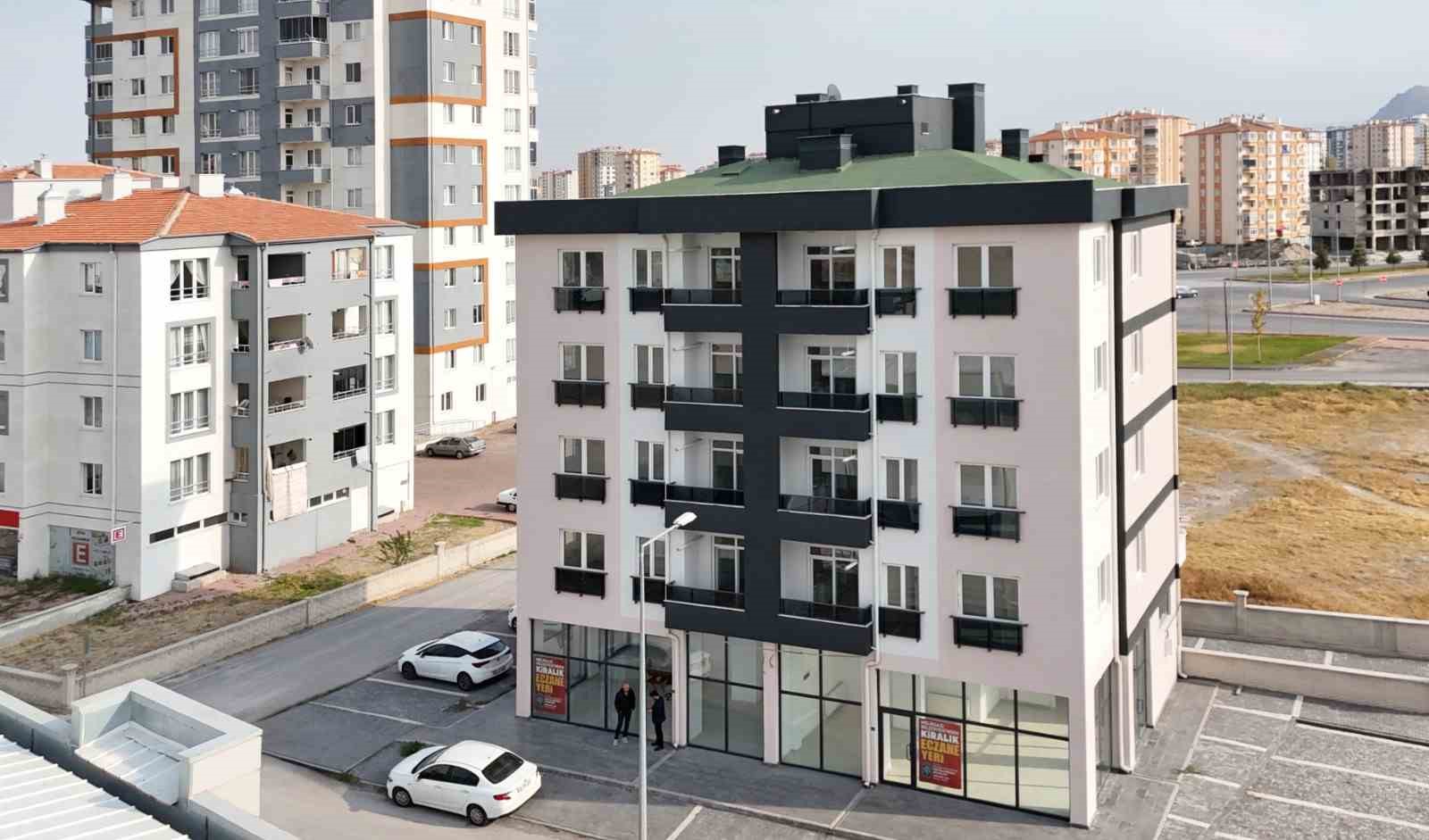 Melikgazi Belediyesi 21 aileyi daha kolay &ouml;deme imkanı ile ev sahibi yapacak
