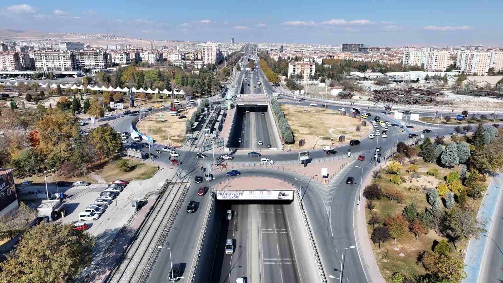 Konya&rsquo;da yeni tramvay hattı kapsamında Otogar Kavşağı&rsquo;nda d&uuml;zenleme &ccedil;alışması başladı
