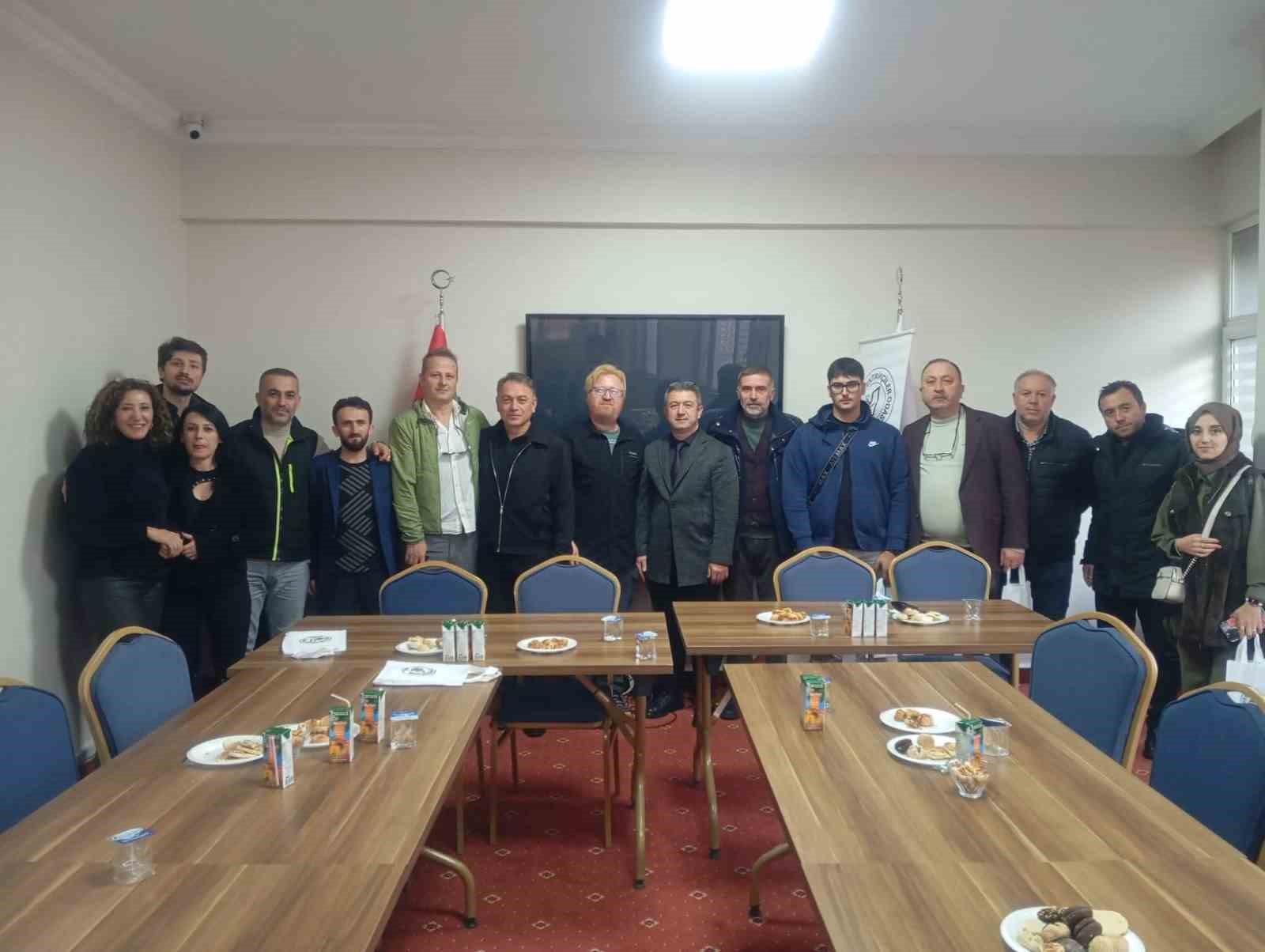 Ticareti internete taşıyacaklar
