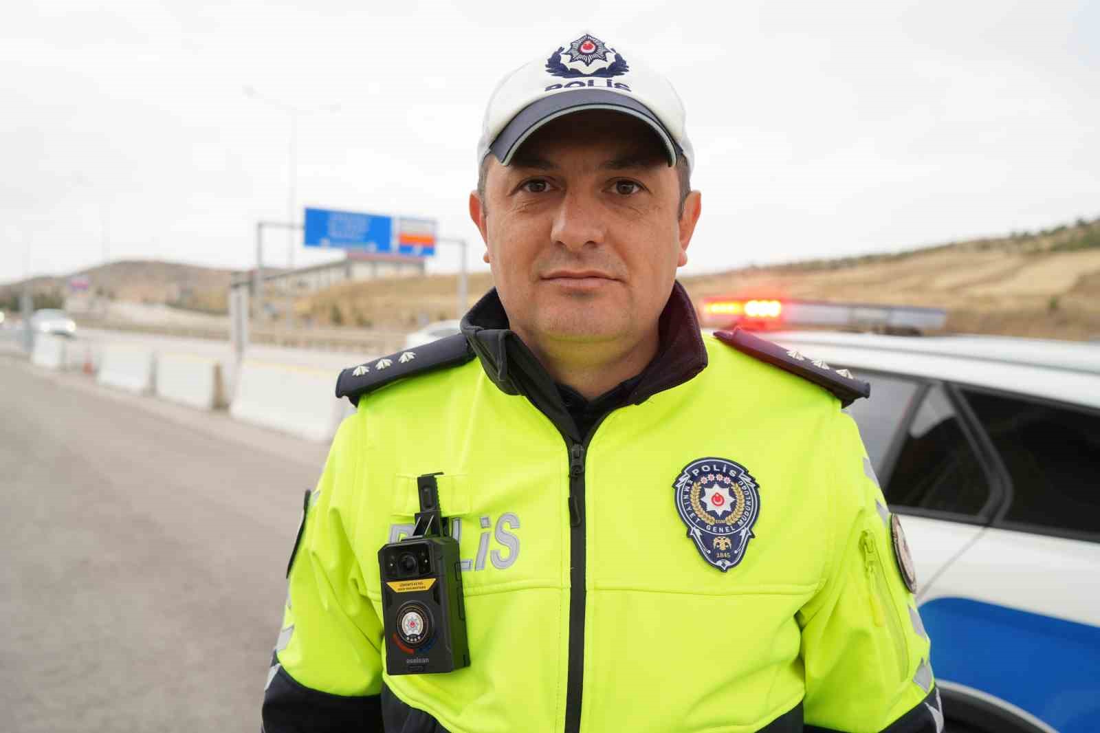 43 ilin geçiş güzergahında "zorunlu kış lastiği" denetimi: Araçlar tek tek durduruldu