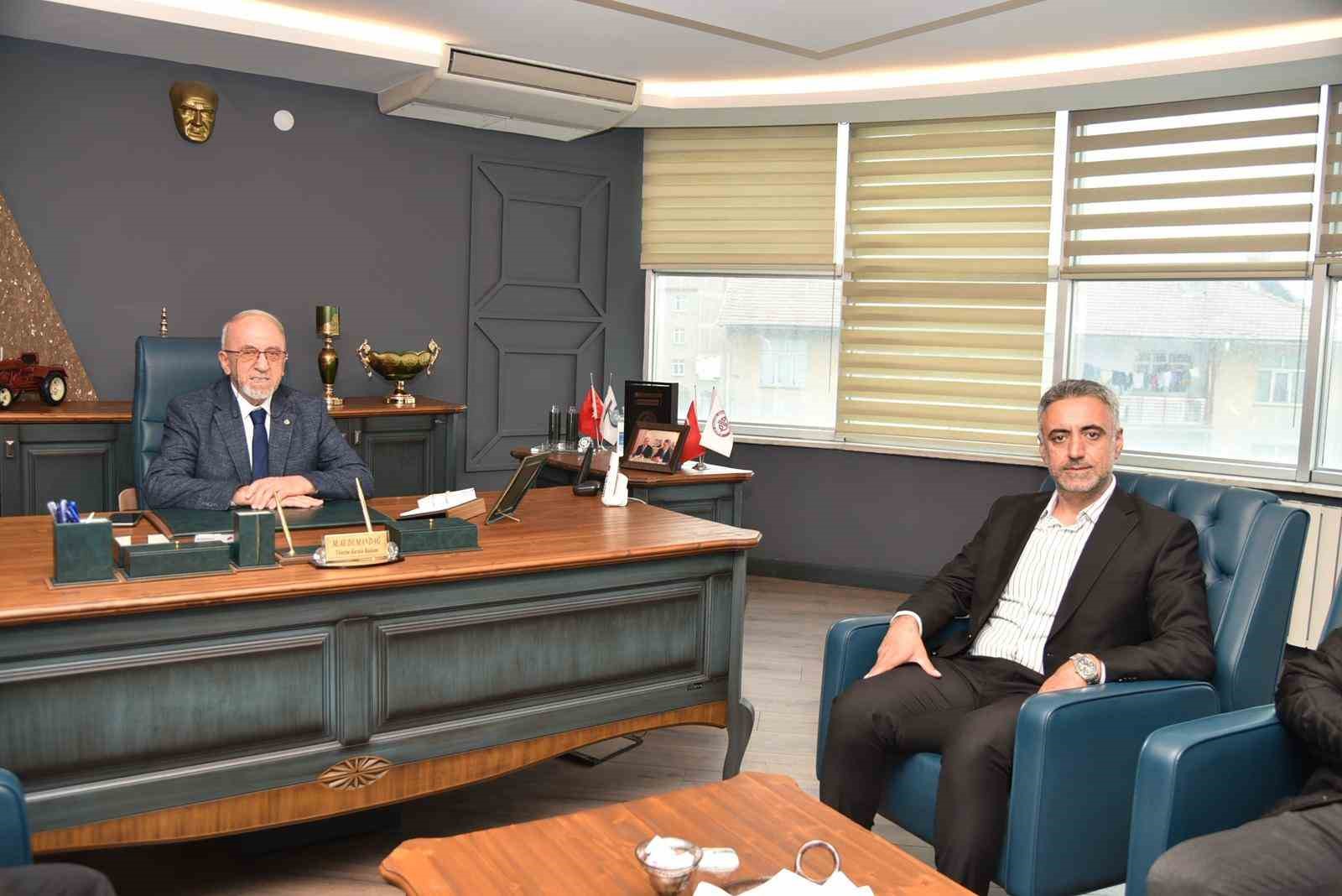 Başkan Dumandağ: "Elazığ’ın her alanda daha ileriye gitmesi için ortak akılla hareket etmeye devam edeceğiz"