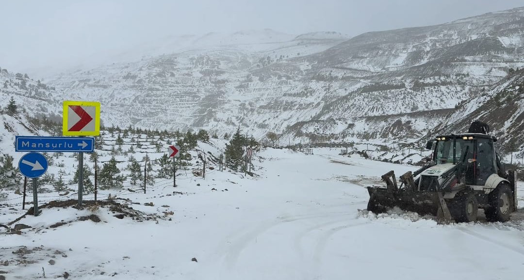 Adana’nın yüksek kesimlerinde kar yağışı etkili oldu