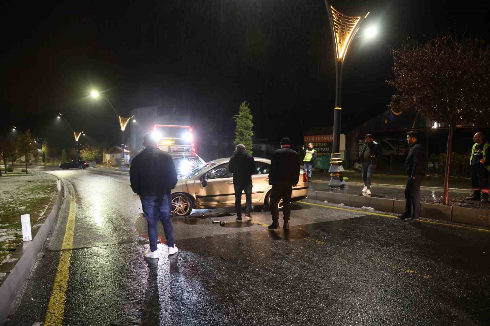 Önce otomobiliyle takla attı, sonra kaza yerinden kaçtı