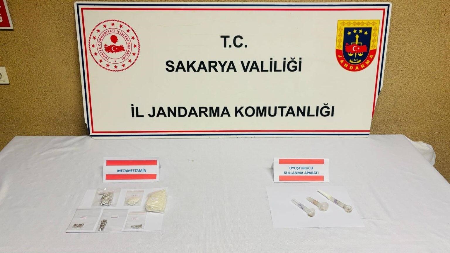 Satışa hazır hale getirilen uyuşturucuları jandarma yakaladı: 1 tutuklama