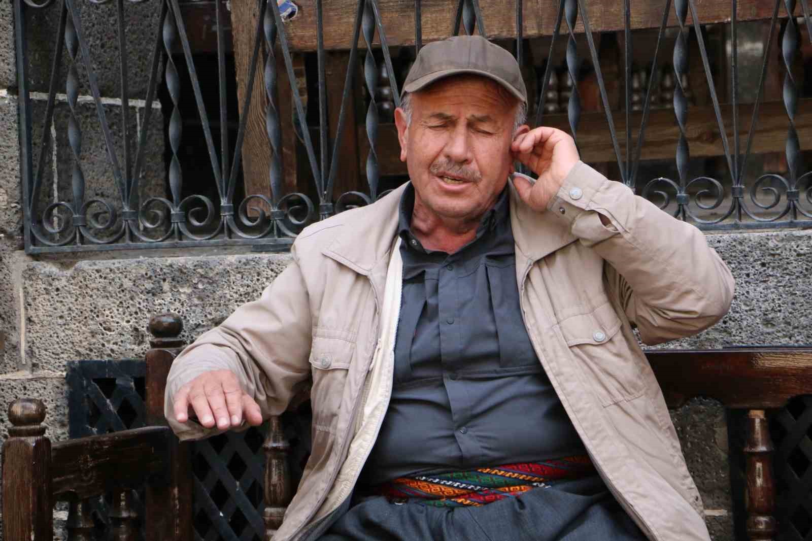 Dengbejlik kültürü genç neslin ilgisini kaybediyor