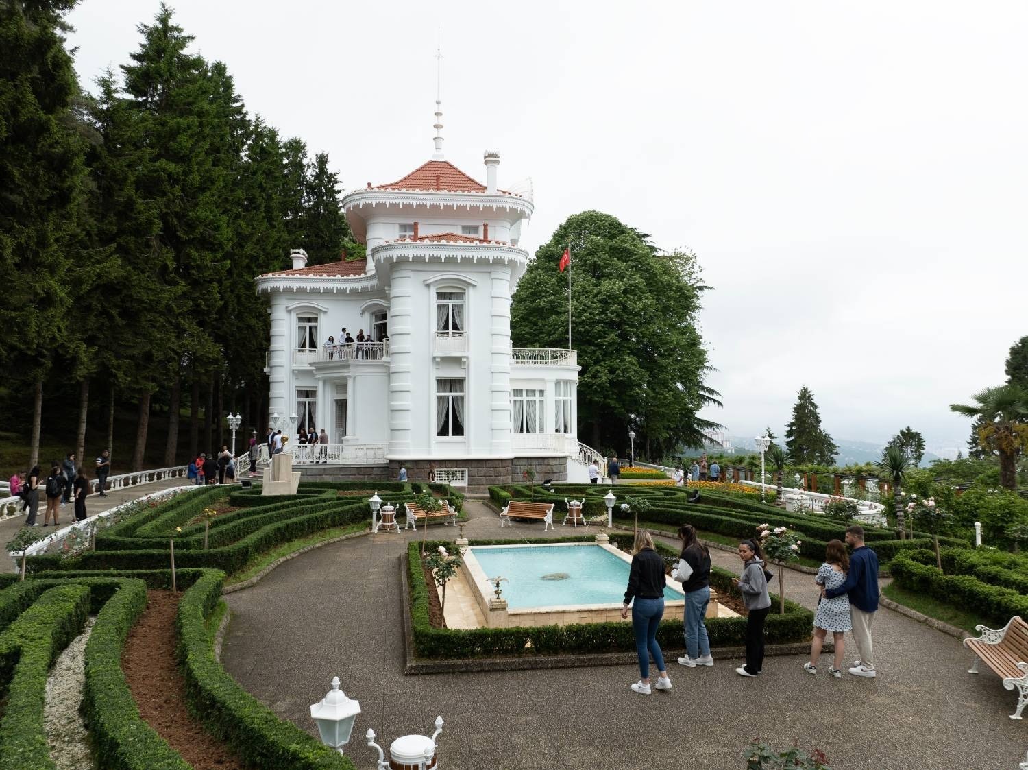 Trabzon’da Atatürk Köşkü, Çal Mağarası, Kızlar Manastırı ve Şehir Müzesi’ne ziyaretçi akını
