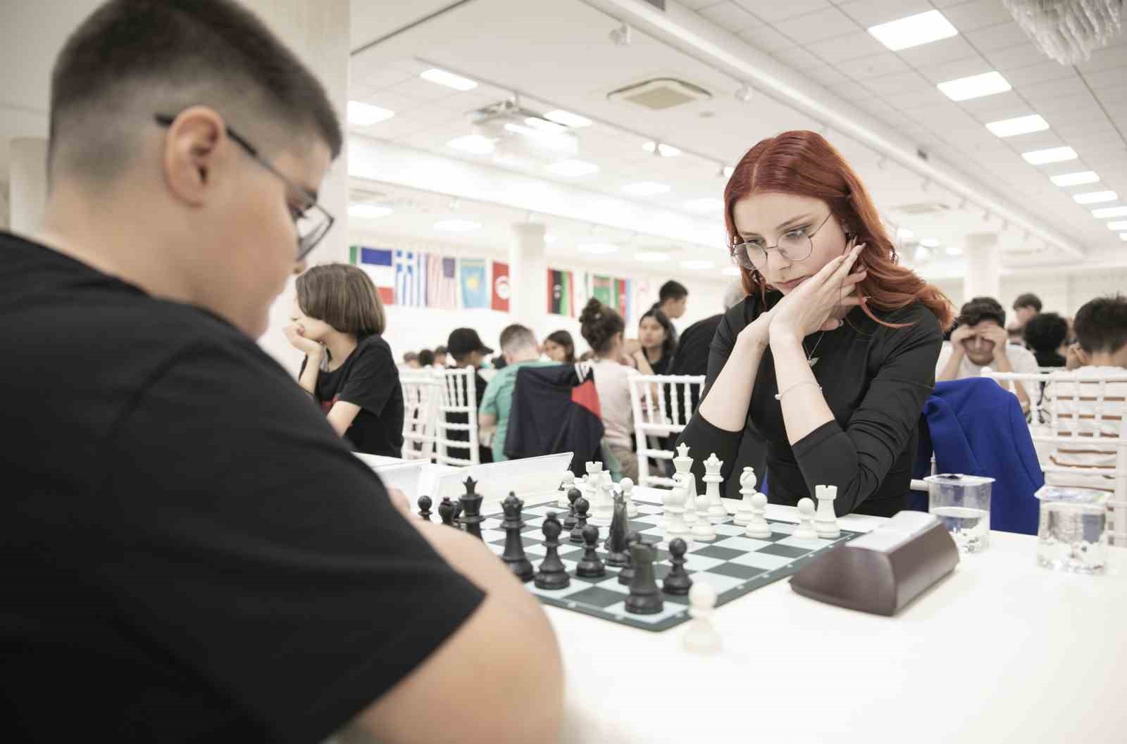 ‘9. Uluslararası Satranç Turnuvası’nda ödüller sahiplerini buldu