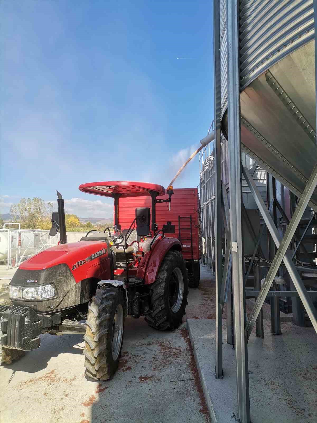 KUZKA’nın desteğiyle kurulan mısır kurutma tesisi ile çiftçiler ürünlerini değerinde satabilecek