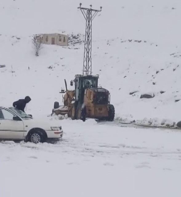 Kapanan Nemrut Dağı yolu ulaşıma açıldı

