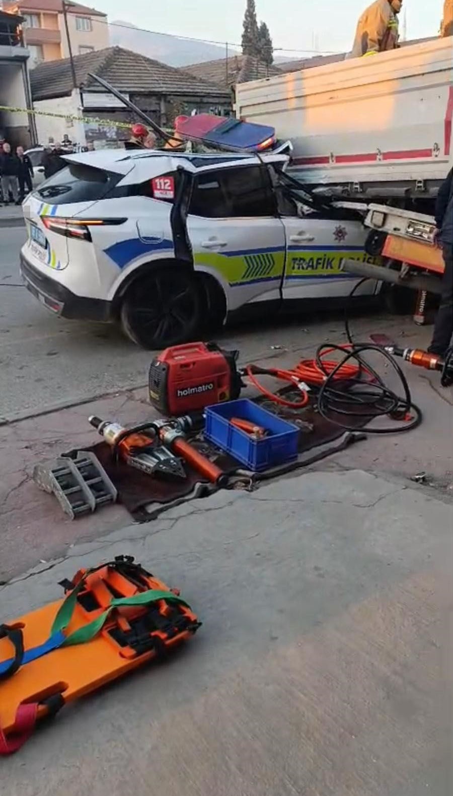 Manisa’de 1 polisin şehit olduğu kaza kamerada