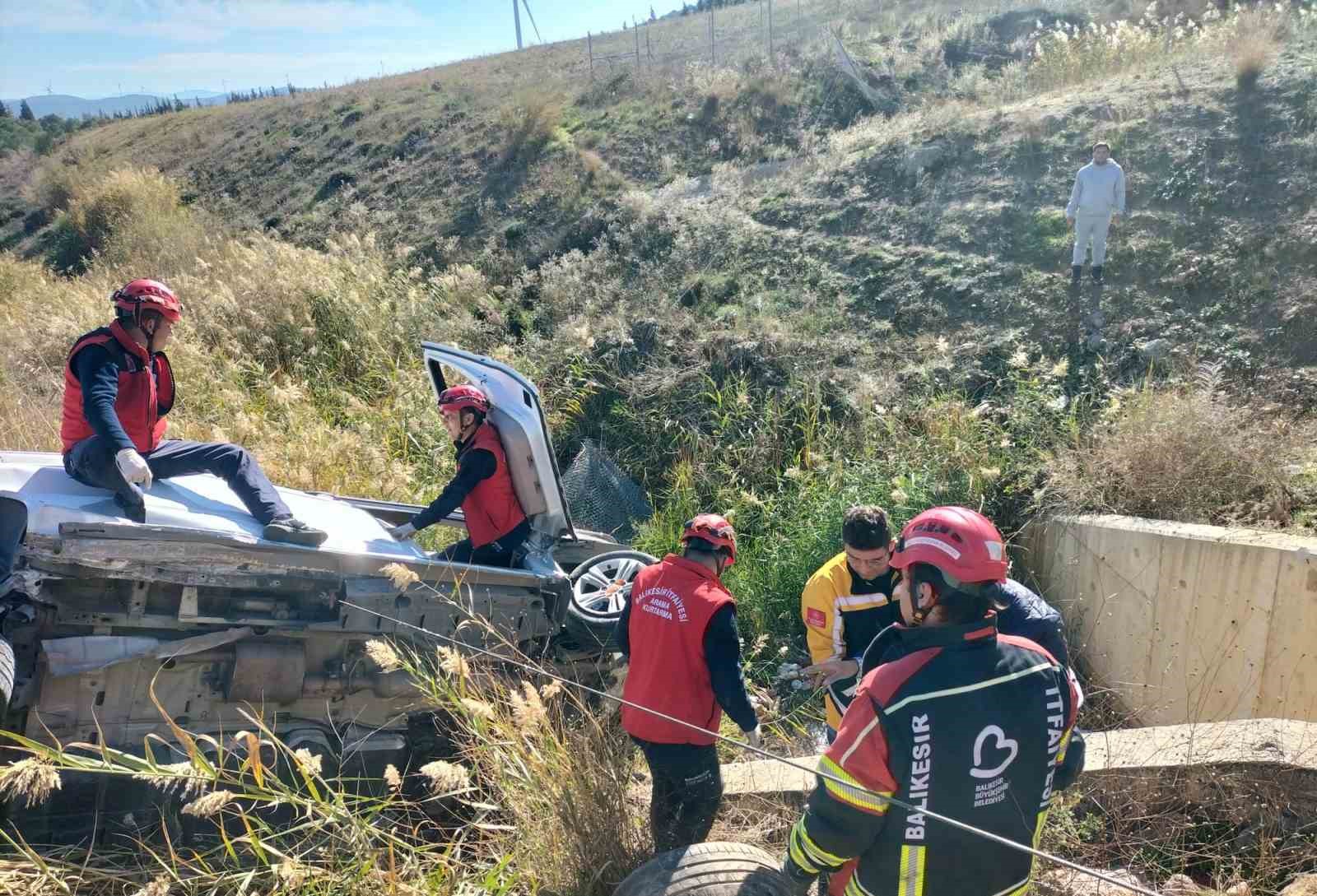 Balıkesir'de trafik kazası meydana geldi: 1 kişi yaralandı İhlas Haber Ajansı