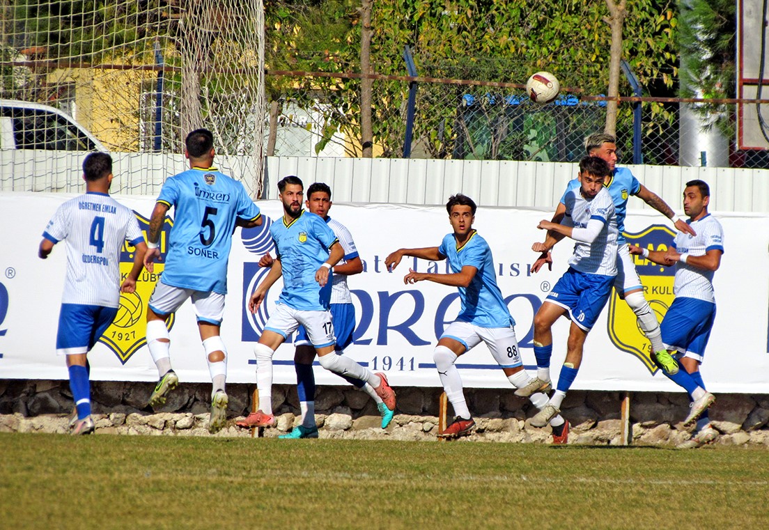 İmren Alaçatıspor, 90. dakikada gelen golle 3 puanı aldı