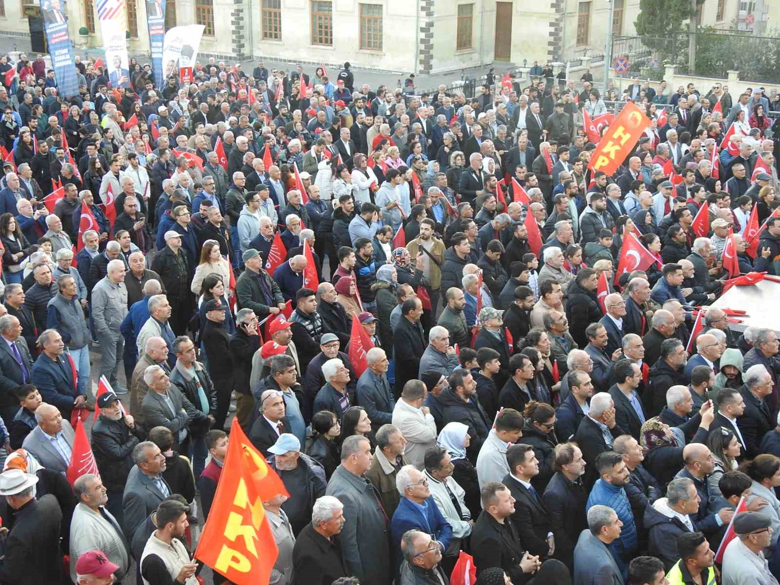 CHP Genel Başkanı Özel: "İktidarı değiştireceğiz, vizesiz Avrupa getireceğiz"