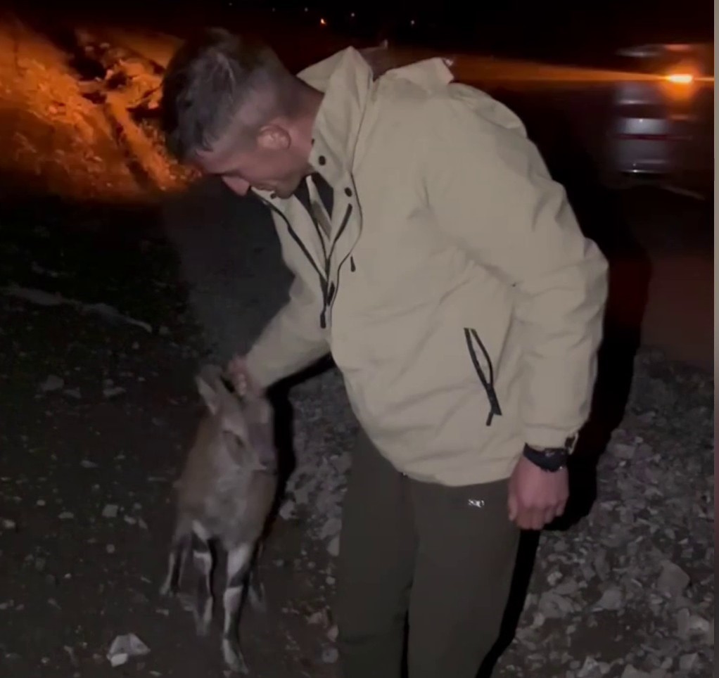 Duyarlı gençlerden örnek davranış