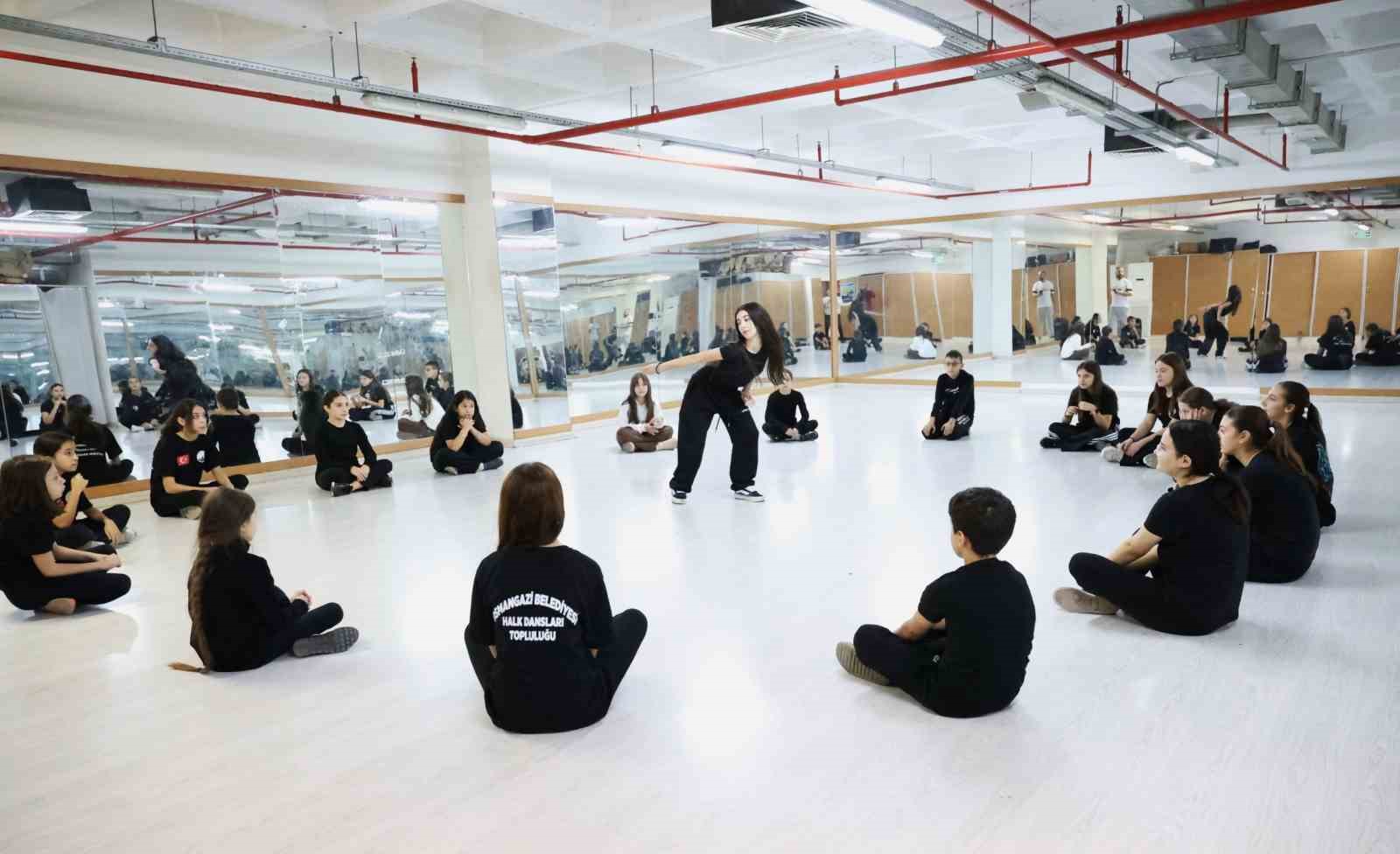 Osmangazi Belediyesi geleceğin dansçılarını yetiştiriyor