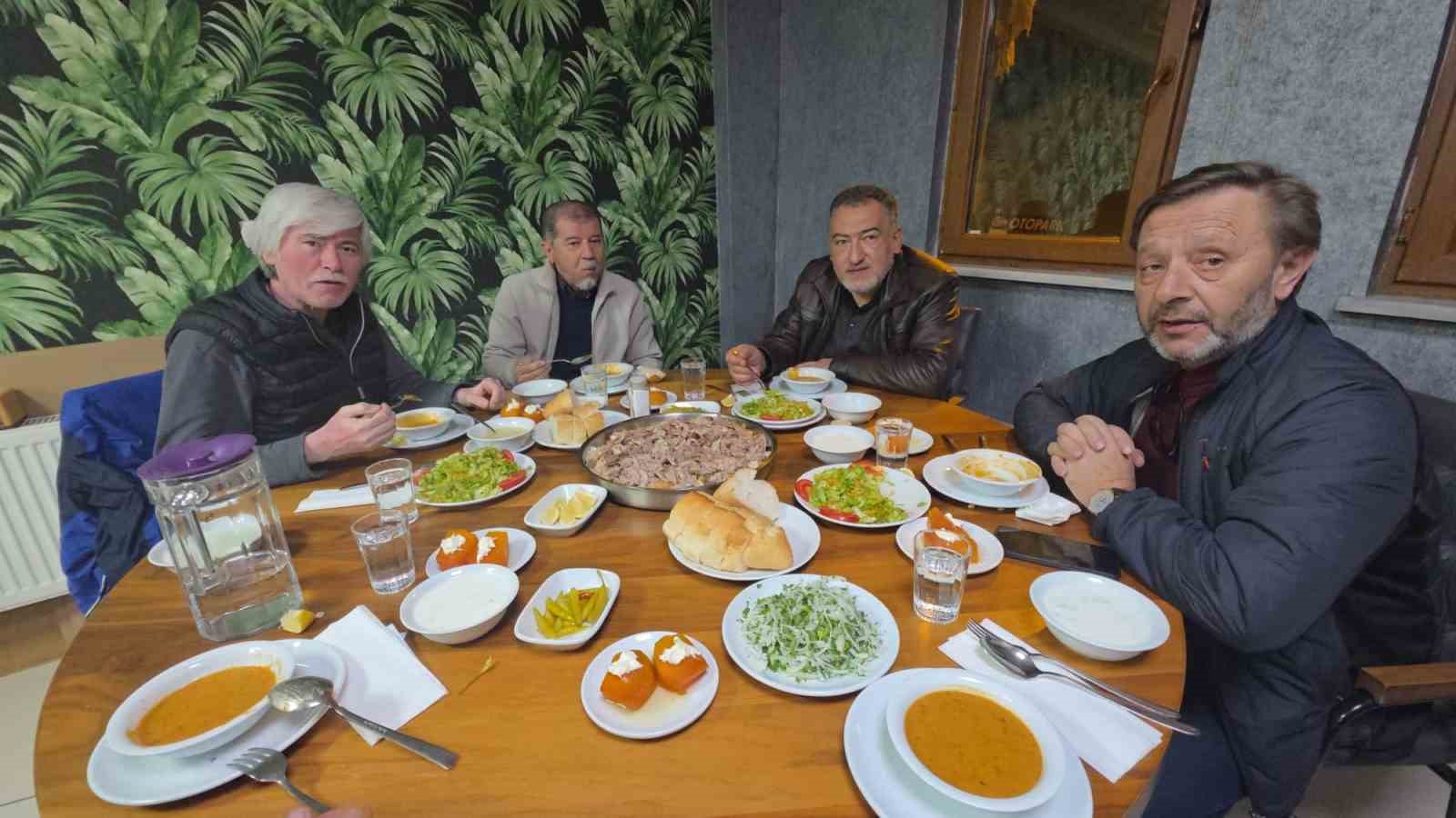 K&uuml;tahya&rsquo;da &rsquo;Kaz eti tiridi&rsquo; sezonu a&ccedil;ıldı
