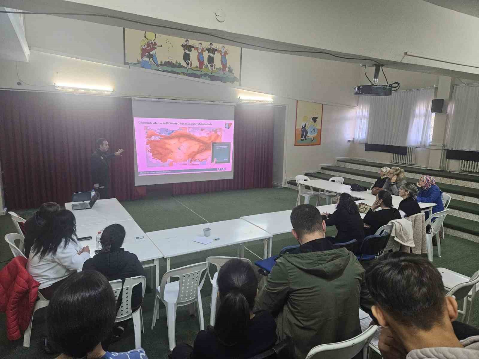 Kırklareli’nde çocuklara afet eğitimi
