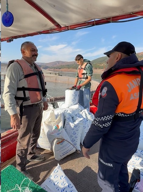 Denize kıyısı olmayan Tokat’ta jandarma bot timi baraj sularında huzuru sağlıyor
