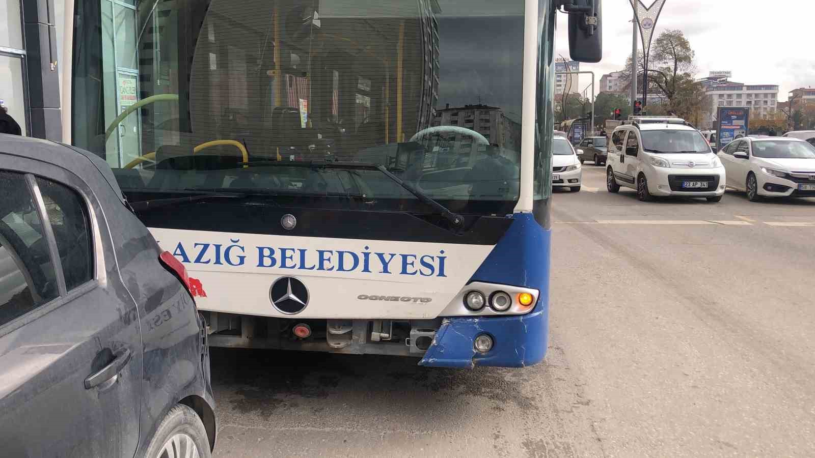 Elazığ’da trafik kazası: 2 yaralı