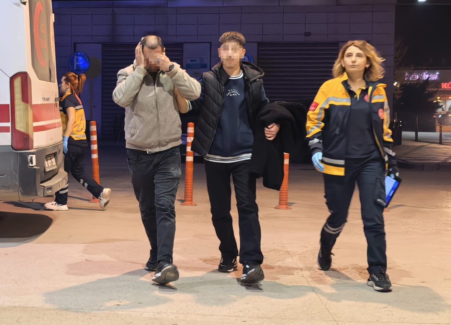 Şişede durduğu gibi durmadı, aşırı alkol kulağına mal oldu