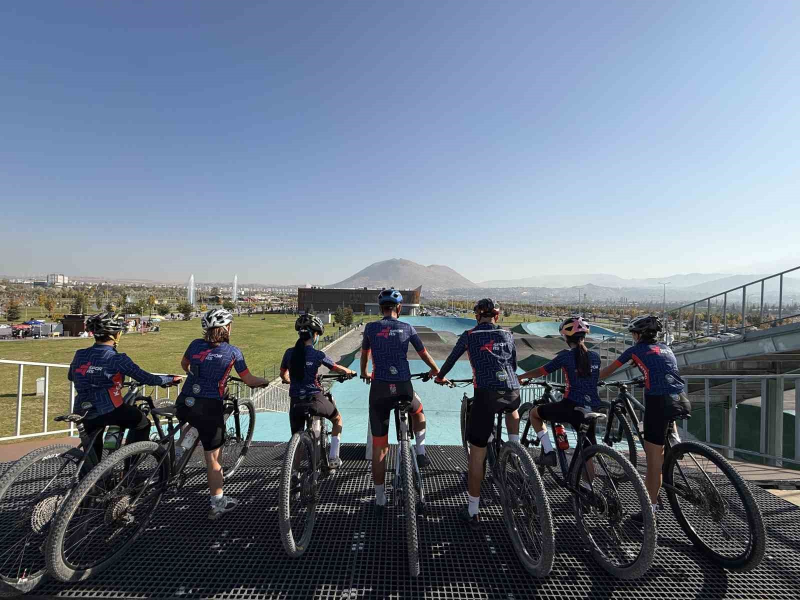 Büyükşehir’den yeni adrenalin merkezi: İç Anadolu’da tek olan parkurda BMX spor okulu