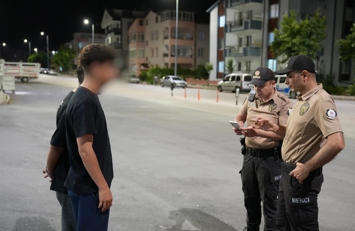 Isparta’da 1 haftalık polis denetiminde 15 aranan şahıs yakalandı