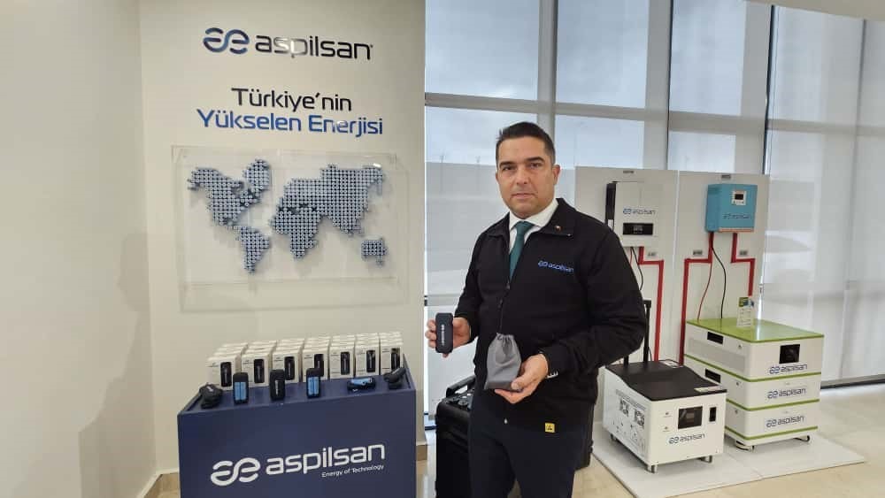 Bu taşınabilir güç kaynağı uçuşları güvenli hale getirecek