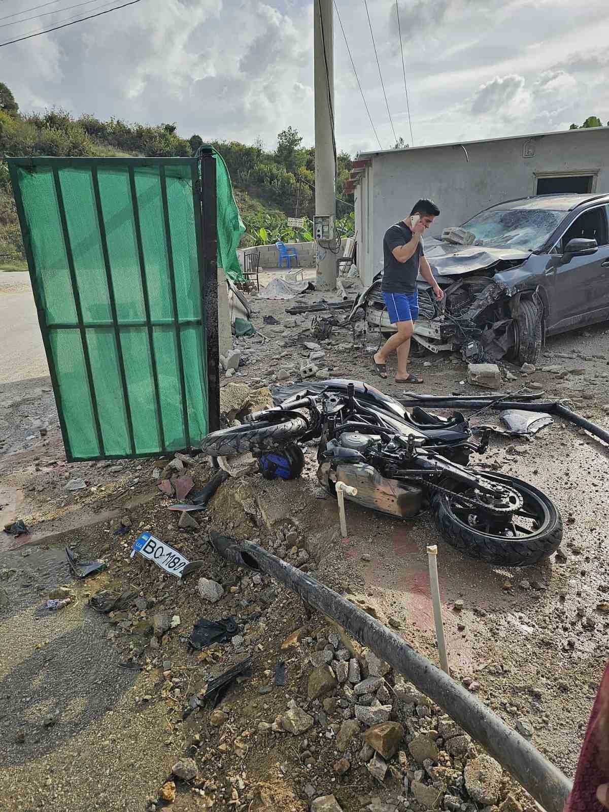 35 bin eurosunu gasp eden motosikletli iki kişiyi aracıyla çarparak öldüren Ukraynalı turiste 25 yıl hapis cezası