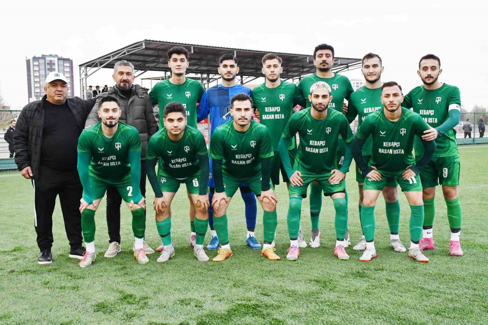 Argıncıkspor adım adım ilerliyor