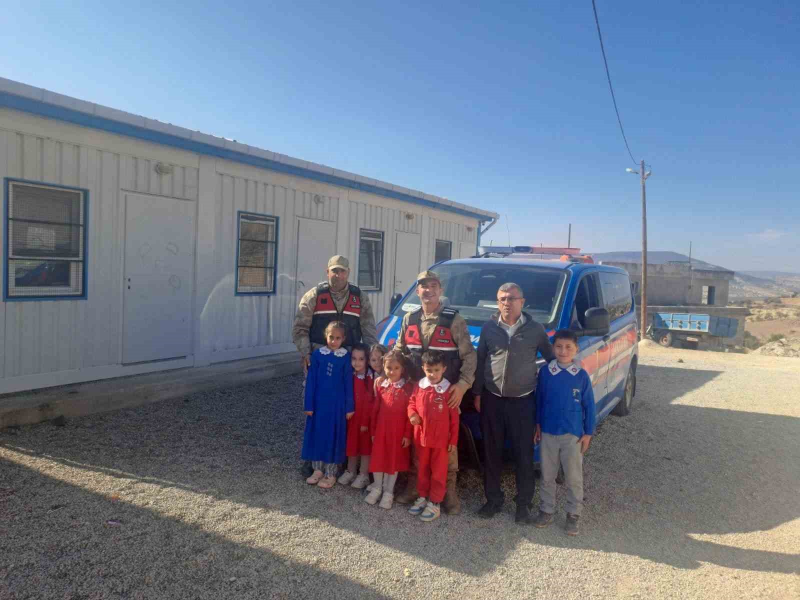 Kilis’te okul önleri ve çevresinde güvenlik ve trafik tedbirleri alındı