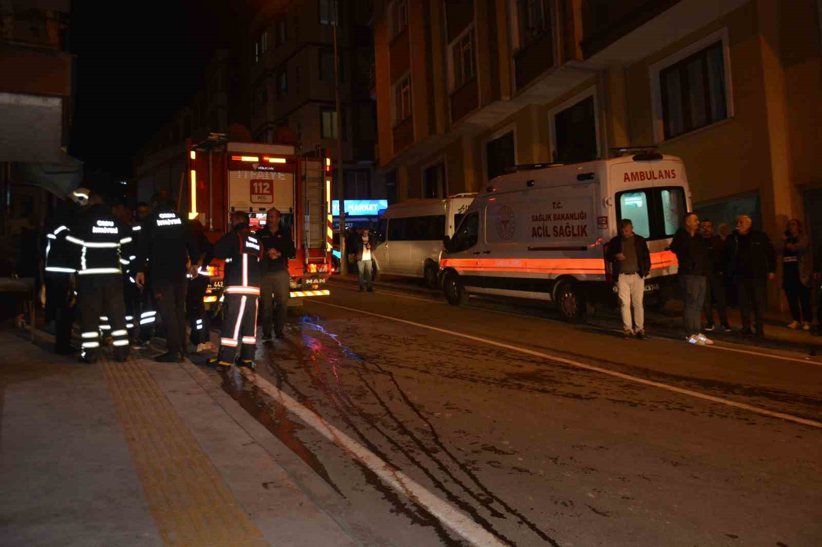 Ordu’da sobadan çıkan yangında anne ve oğlu yaralandı

