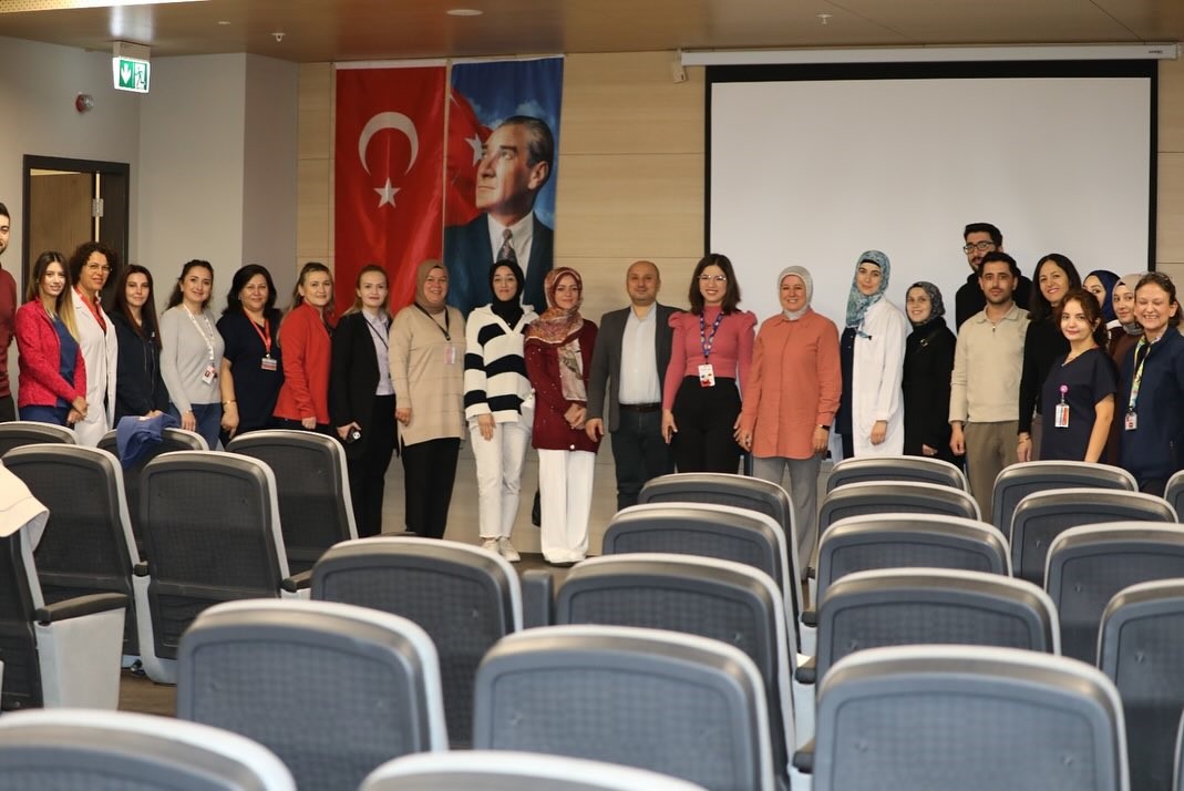 Kütahya Şehir Hastanesinde Yoğun Bakım Hemşireliği Sertifikalı Eğitim Programı