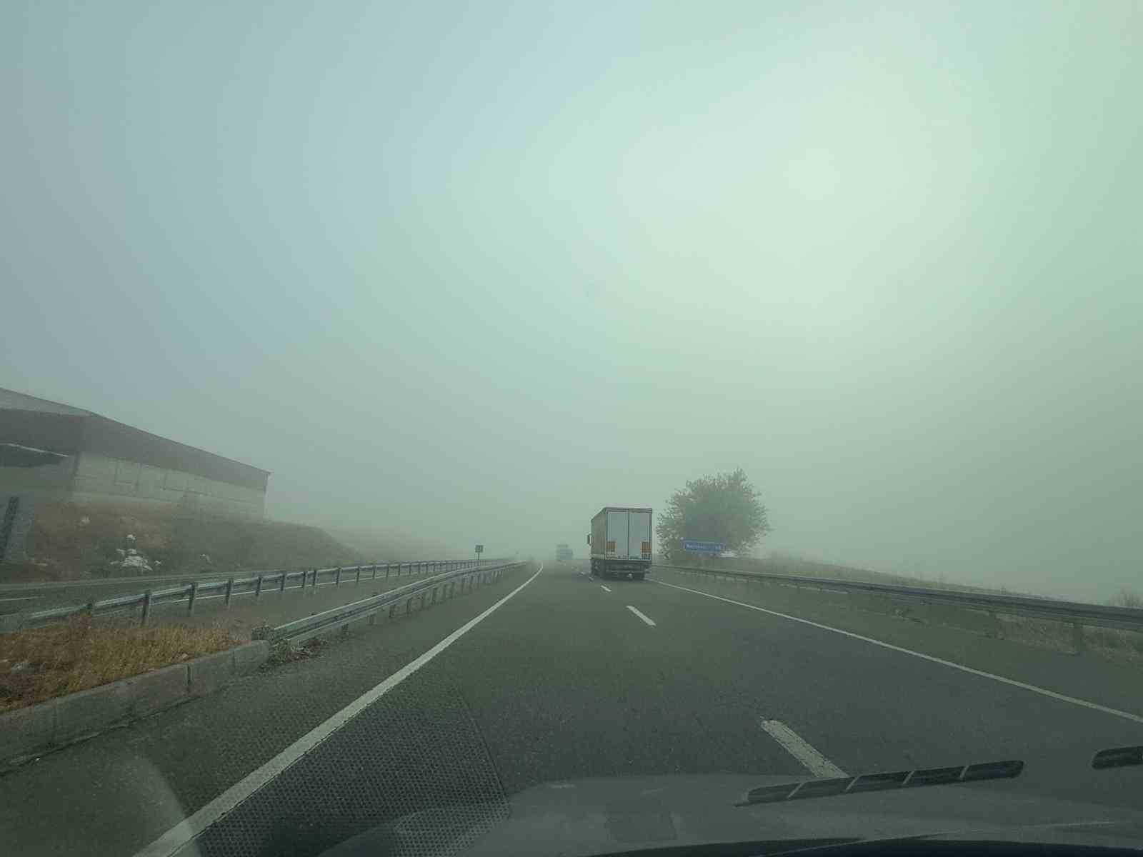 Diyarbakır’da sis etkili oldu