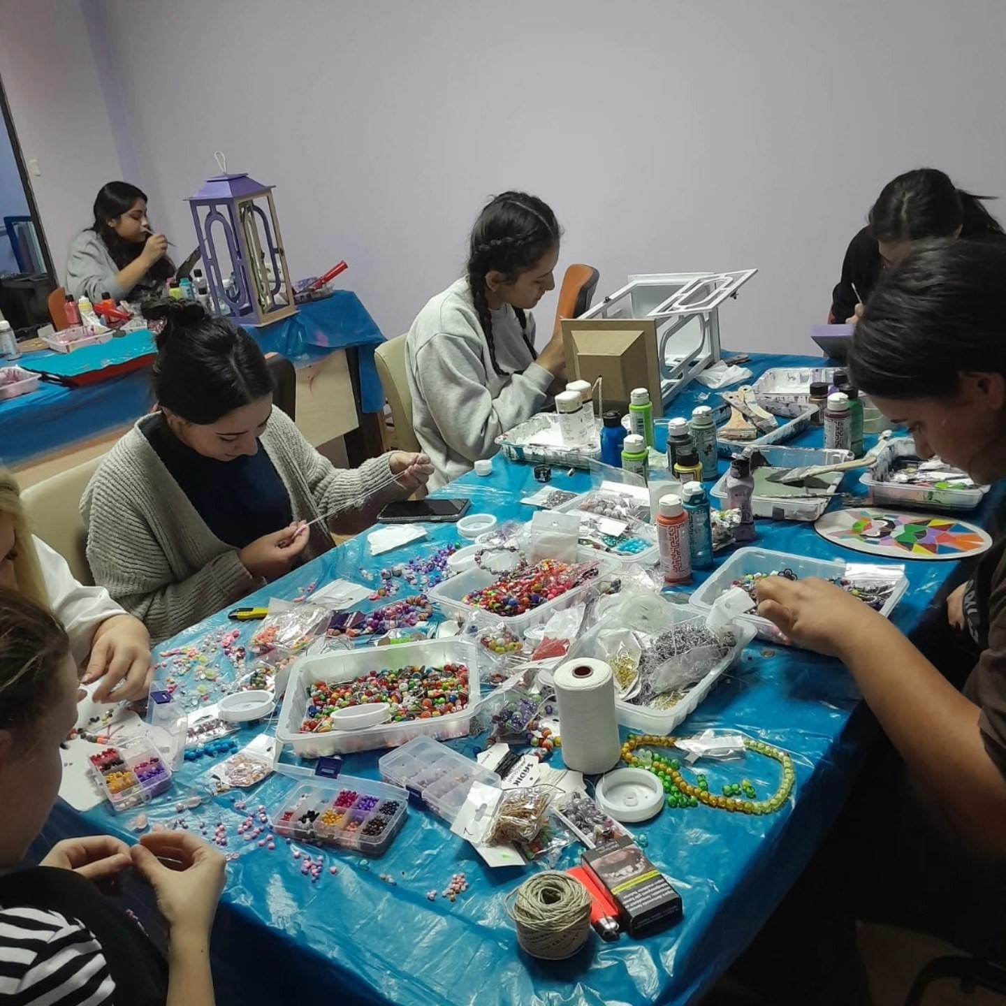 Sultanhisar’da yurtta kalan öğrenciler, yeteneklerini keşfediyor