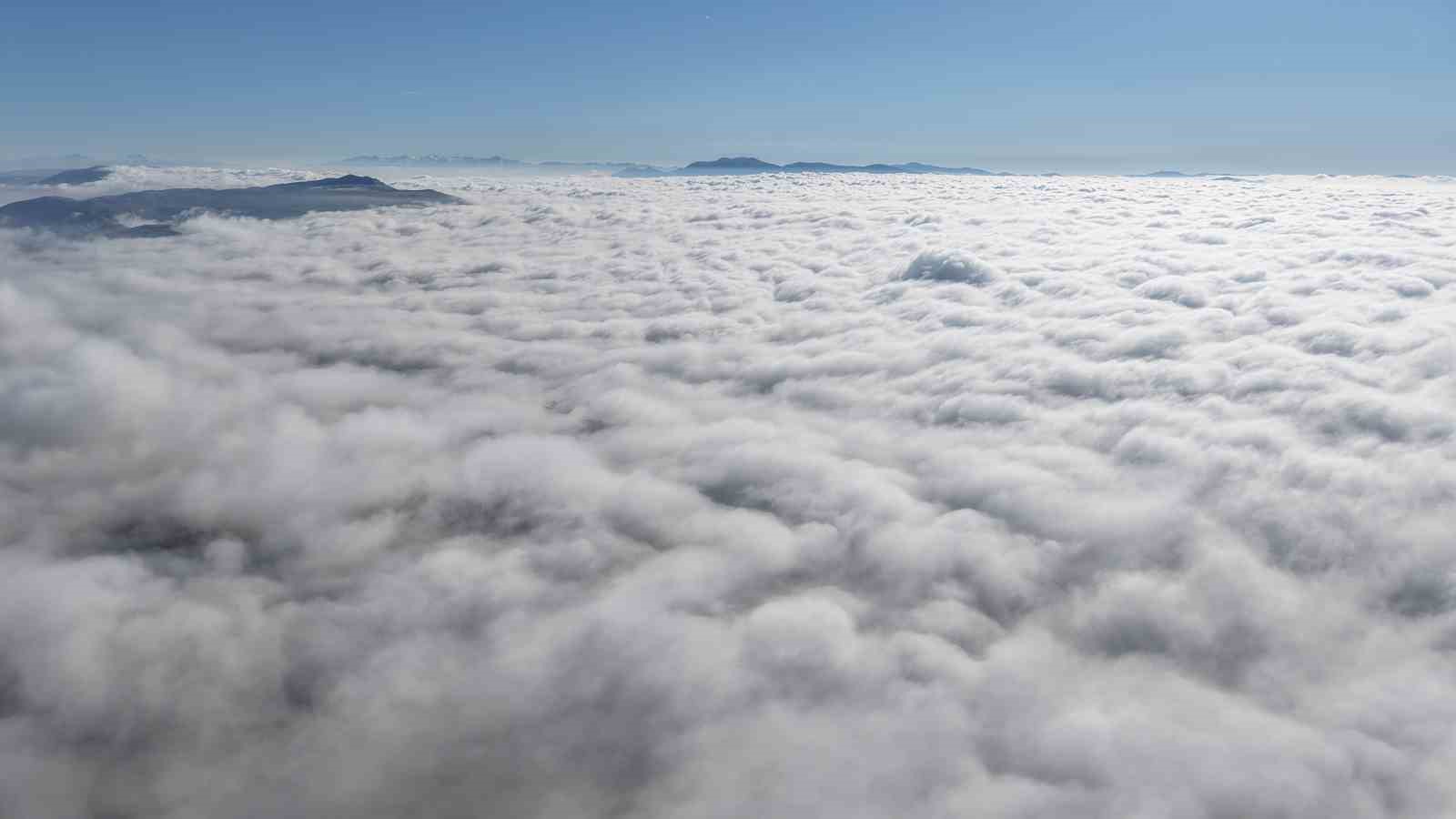 Elazığ’da bulutların görsel şöleni