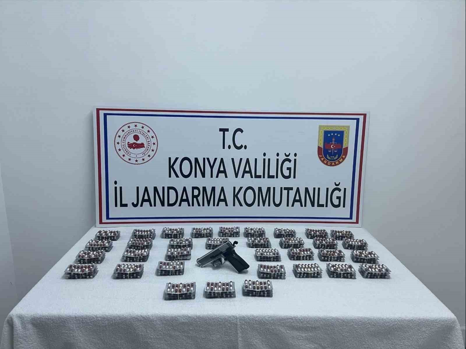 Konya’da jandarma ekiplerinden uyuşturucu operasyonu: 3 tutuklama