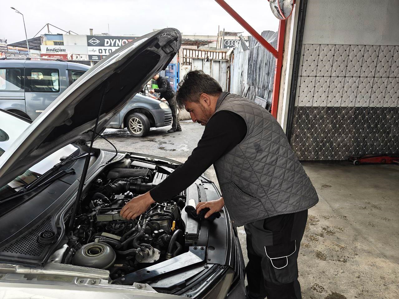 Kışlık bakımı yapılmayan ara&ccedil; soğukta bırakıyor
