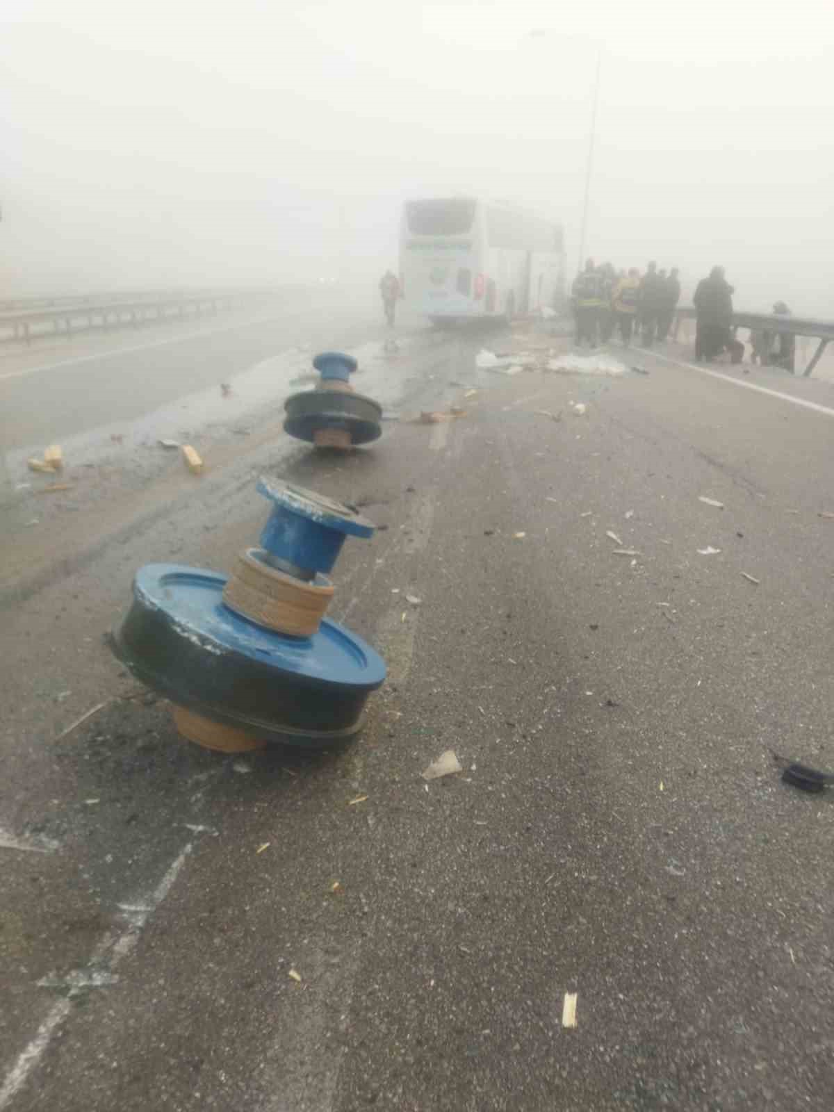 Erzurum’da yoğun sis kazaya sebep oldu
