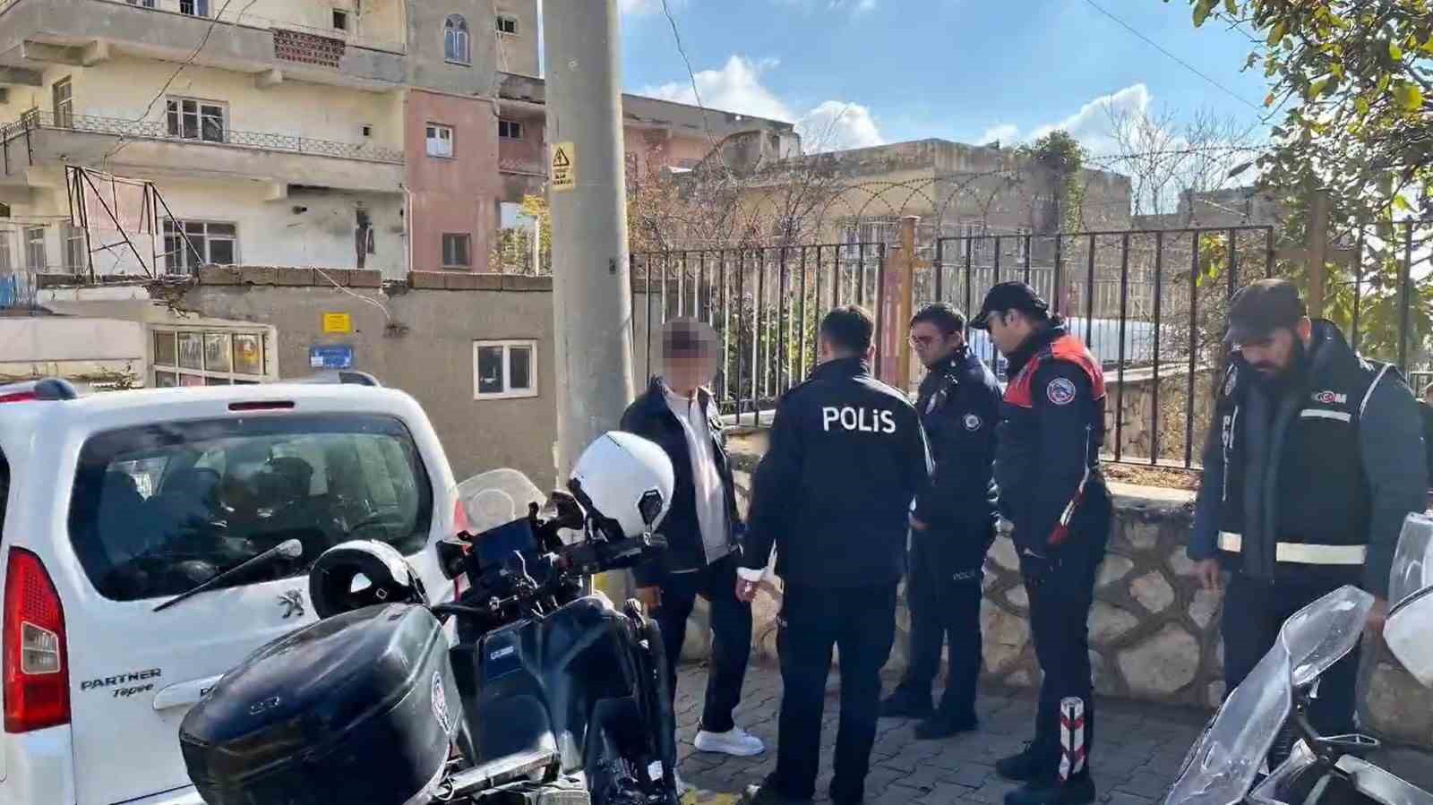 Mardin’de okul çevreleri ve servis araçları denetlendi
