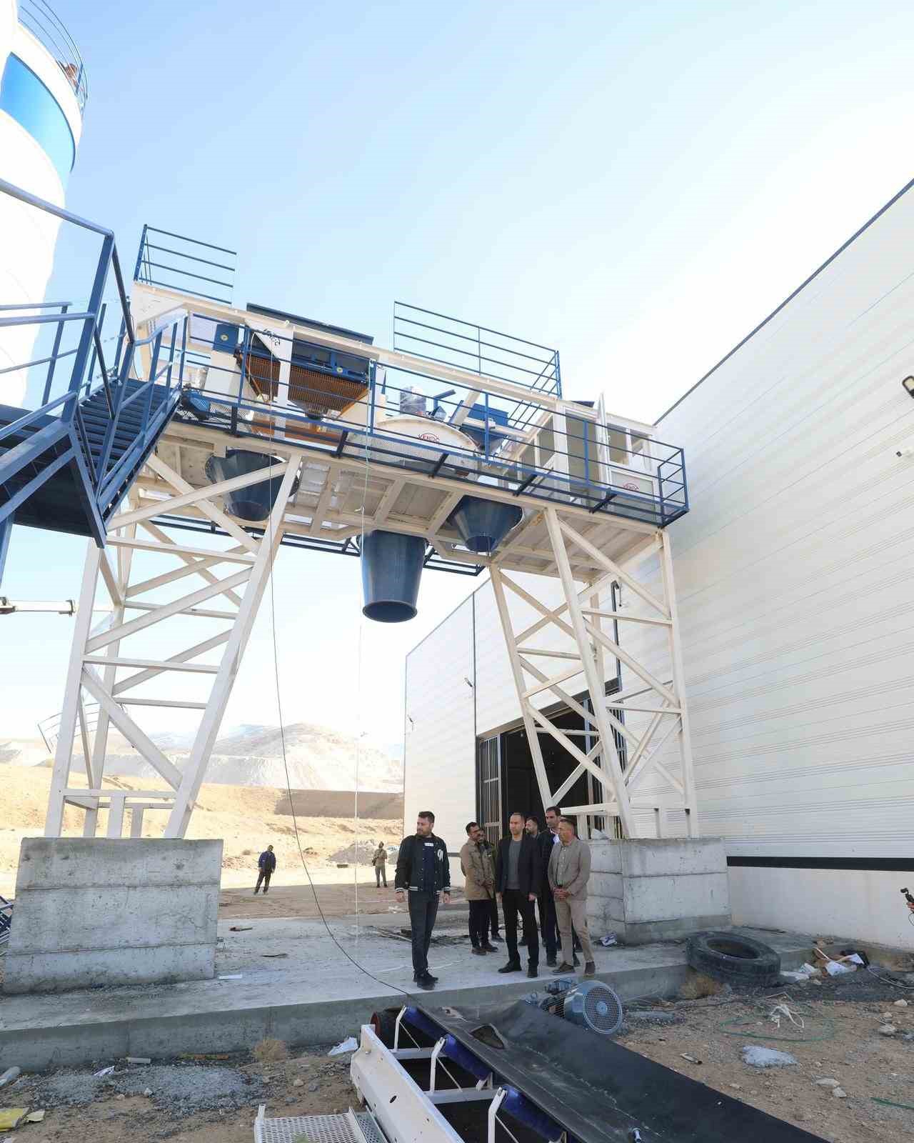 Niğde Belediyesi kendi betonunu ve taşını üretecek