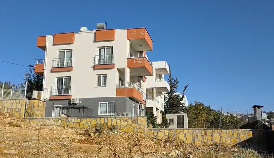 Engelli kadının kulübede yaşamı yürekleri burktu