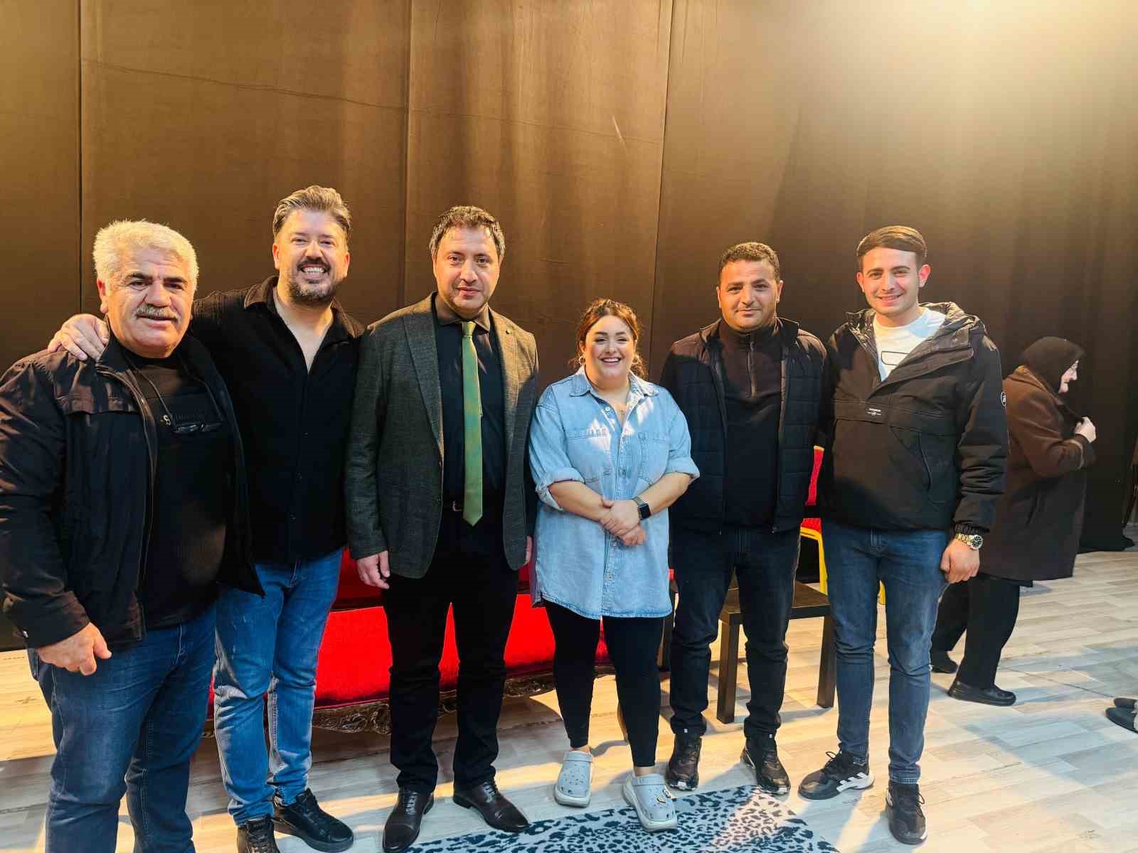 Ağrı’da "Ruh öküzüm" tiyatro oyunu sahnelendi