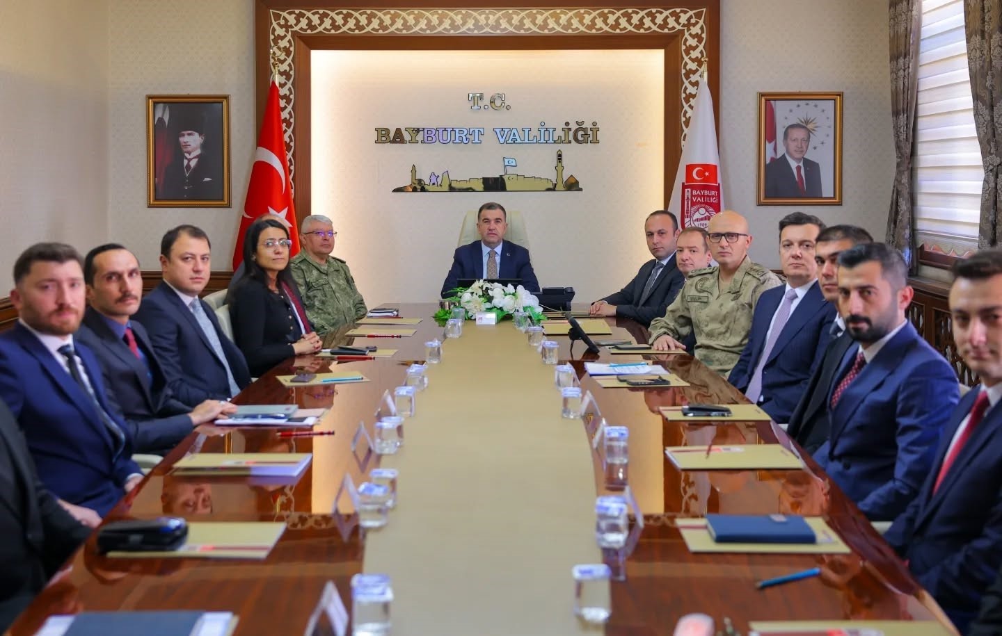 Bayburt&rsquo;ta &rsquo;Genişletilmiş İl G&uuml;venlik ve Asayiş Koordinasyon Toplantısı&rsquo; ger&ccedil;ekleştirildi
