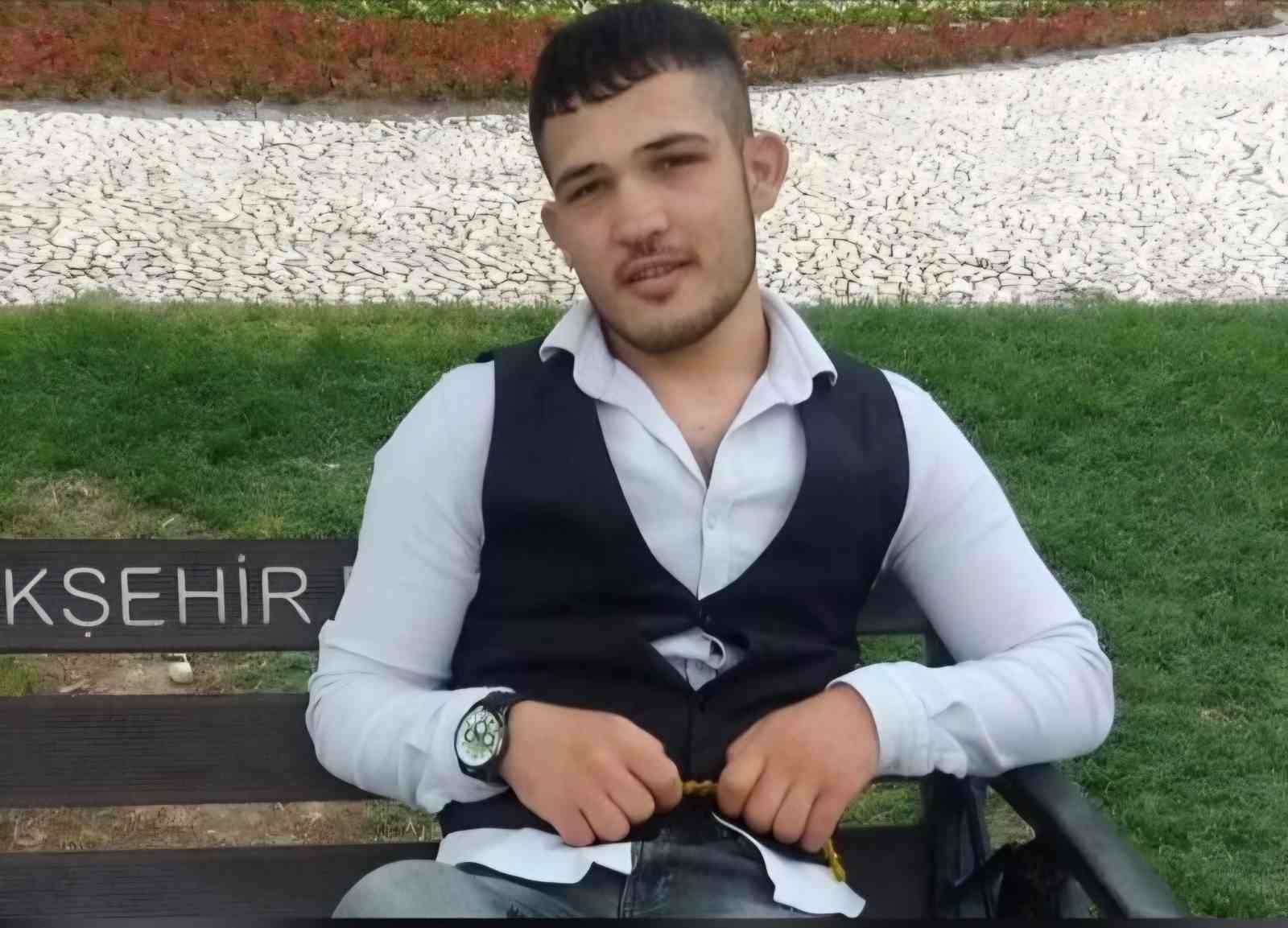 Otobüste bıçaklanan genç hayatını kaybetti
