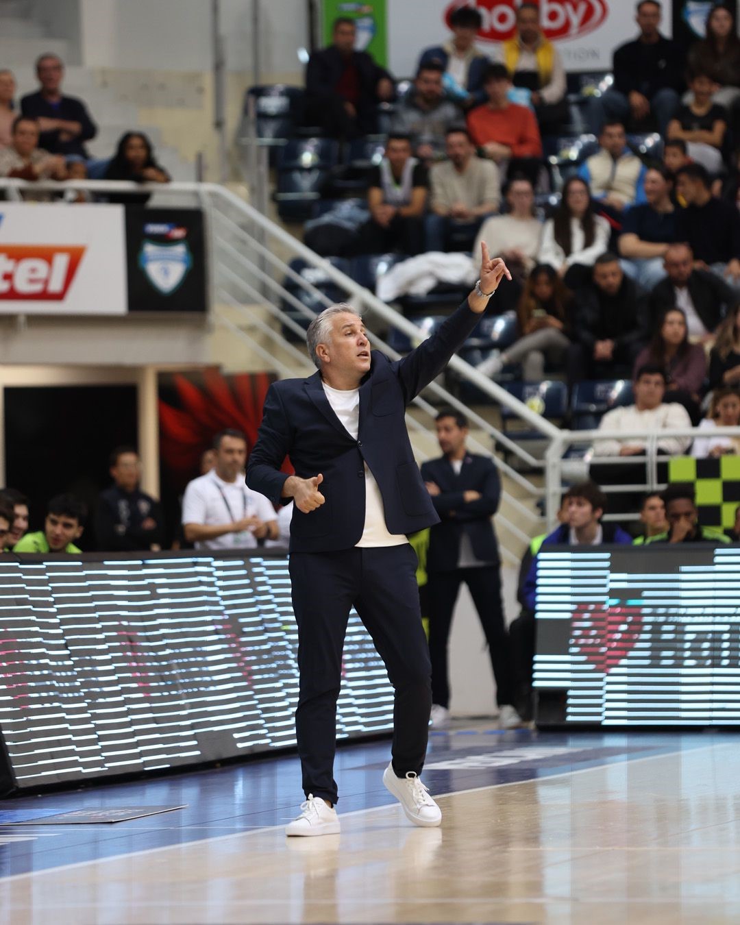 3 maç sonra kazanan Merkezefendi’de yüzler gülüyor
