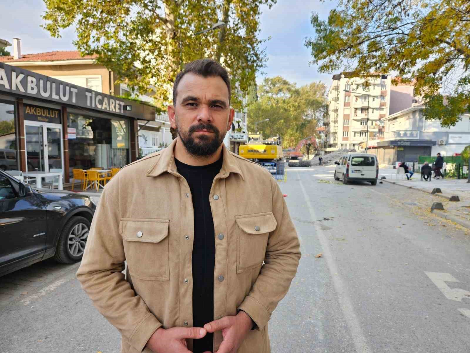 Uzman Doç. Dr. Süleyman Gücek: "Sındırgı’daki hasarın sebebi 2000 yılı öncesi yapılar"