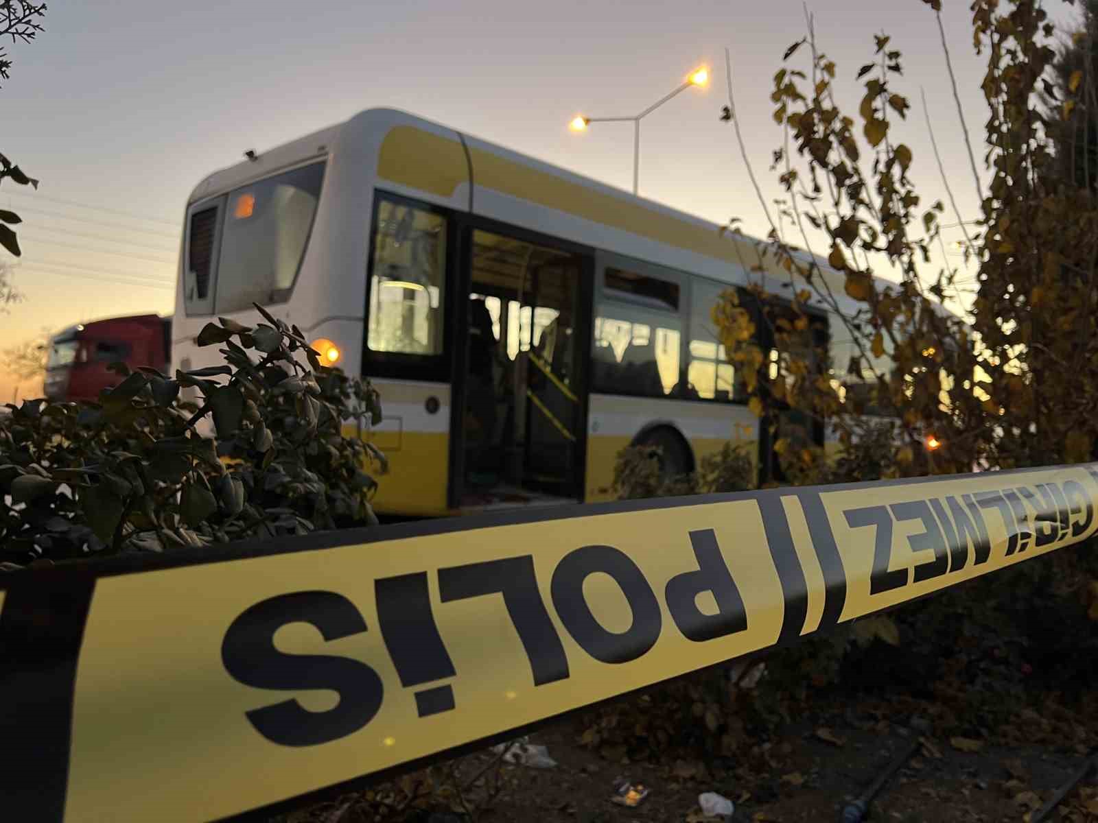 Otobüste bıçaklanan genç hayatını kaybetti